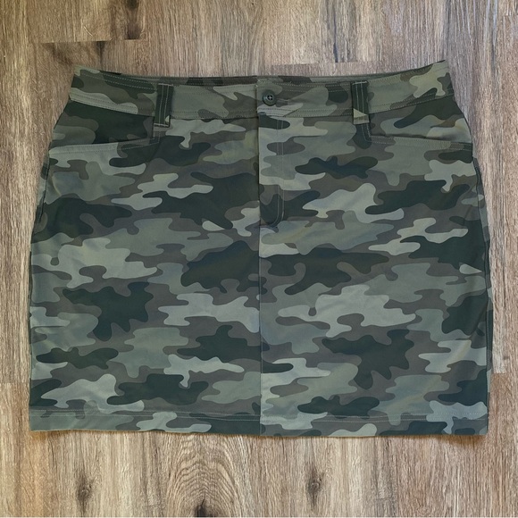 Eddie Bauer Women's Adventurer 2.0 Skort Skirt Camo Print - Size 16 - Picture 3 of 7